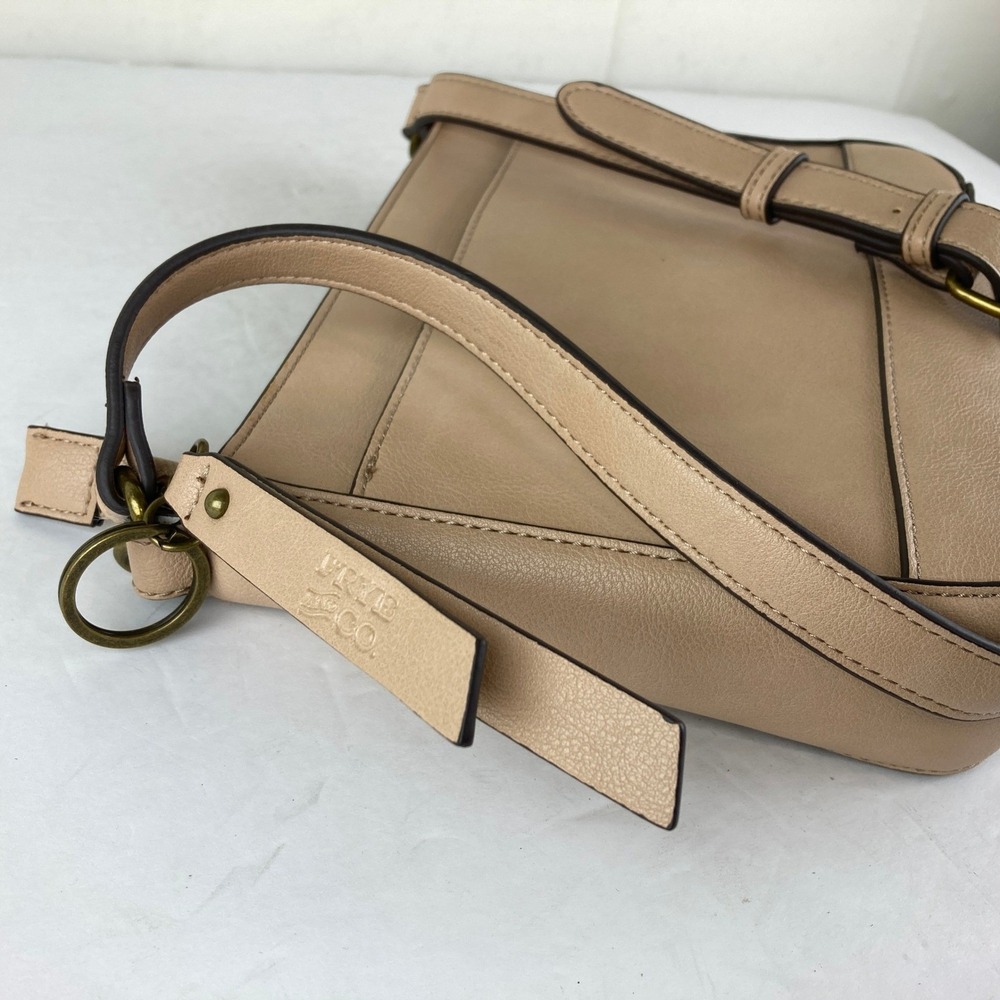 FRYE Women's Beige Embossed Daisy Flower Crossbody Bag Adjustable Strap - Picture 6 of 7